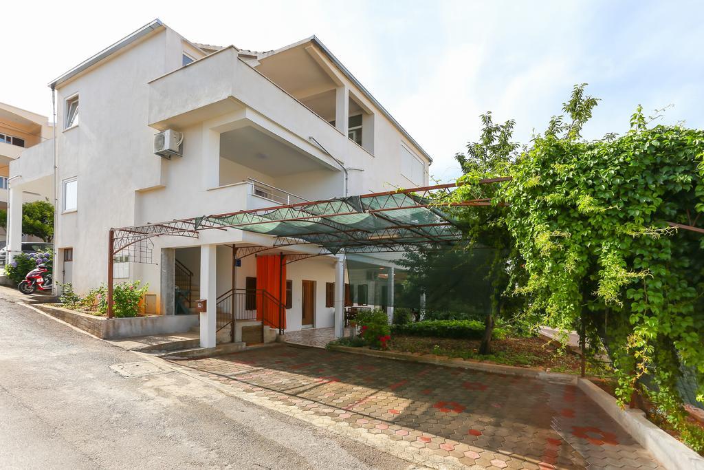 Apartments Ivan Trogir Exteriör bild