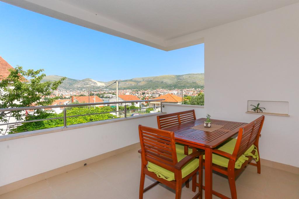 Apartments Ivan Trogir Exteriör bild