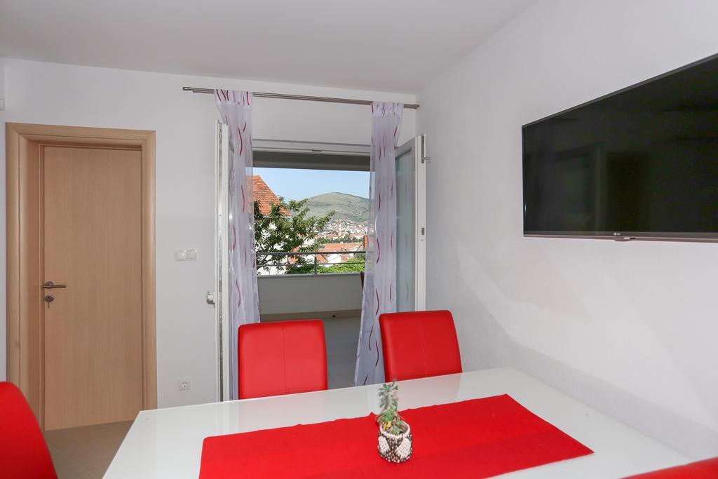 Apartments Ivan Trogir Exteriör bild