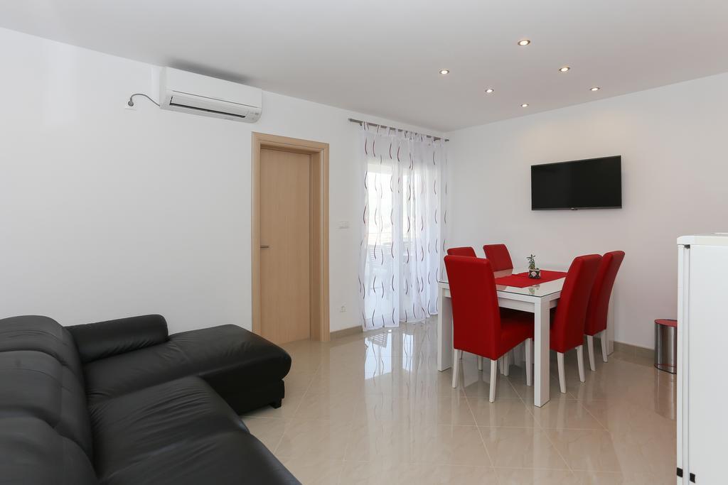 Apartments Ivan Trogir Exteriör bild